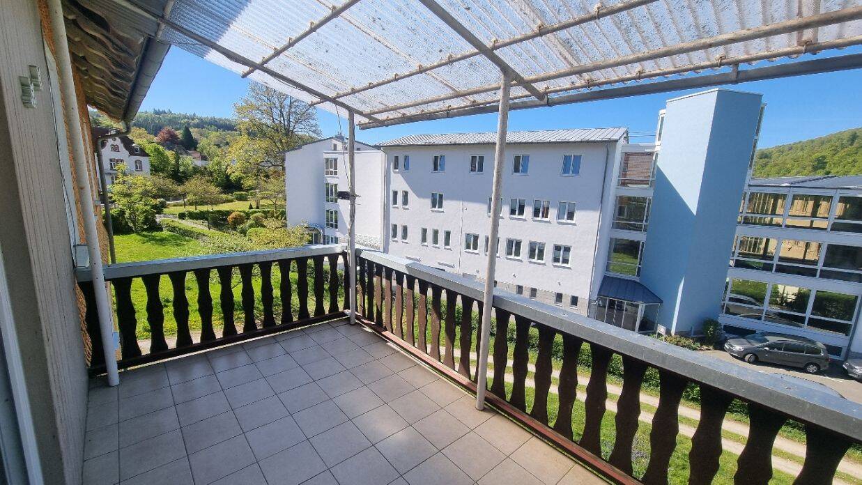 ERSTBEZUG! Vollständig kernsanierte 5-Zimmer-Erdgeschoss-Wohnung, direkt am Schlosspark!, 97769 Bad Brückenau