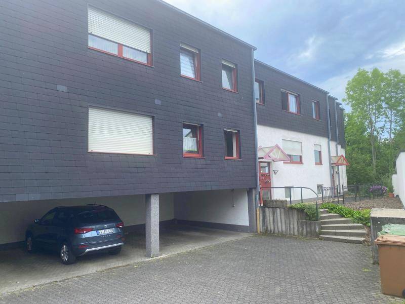 Zentral in Montabaur: Gemütliche 2 Zimmerwohnug mit Terrasse und Stellplatz, 56410 Montabaur