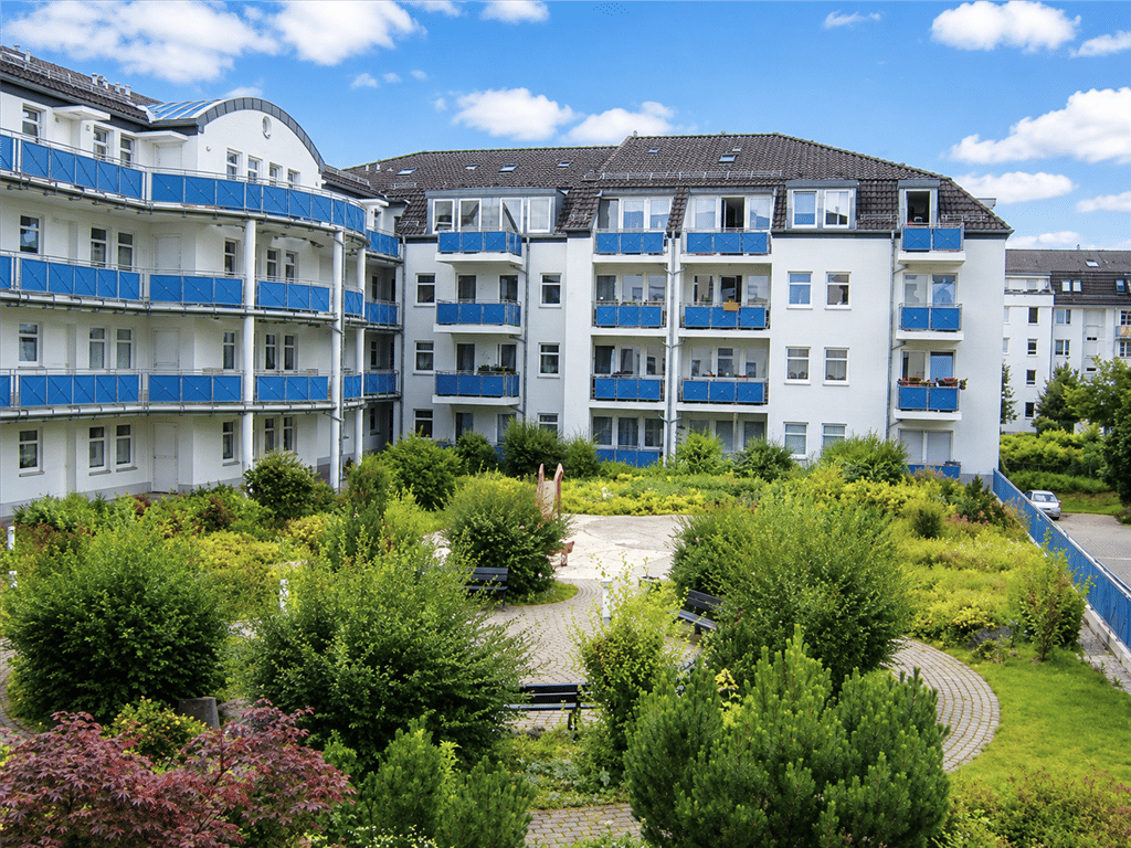 Wohnkomfort in Schloßchemnitz – charmante 2-Zimmer-Wohnung mit Loggia, 9113 Chemnitz