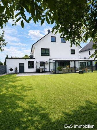 **Exklusives Einfamilienhaus mit Wintergarten, Kamin, Garage und hochwertiger Ausstattung **, 34225 Baunatal