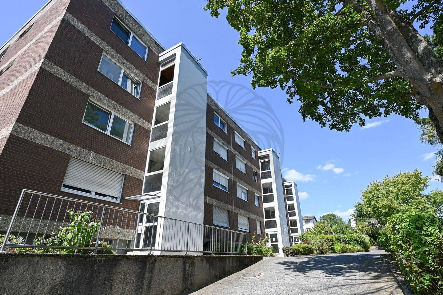 Wiesbaden: Gepflegte 3-Zimmer-Wohnung in Schierstein!, 65201 Wiesbaden (Dotzheim Frauenstein Schierstein)