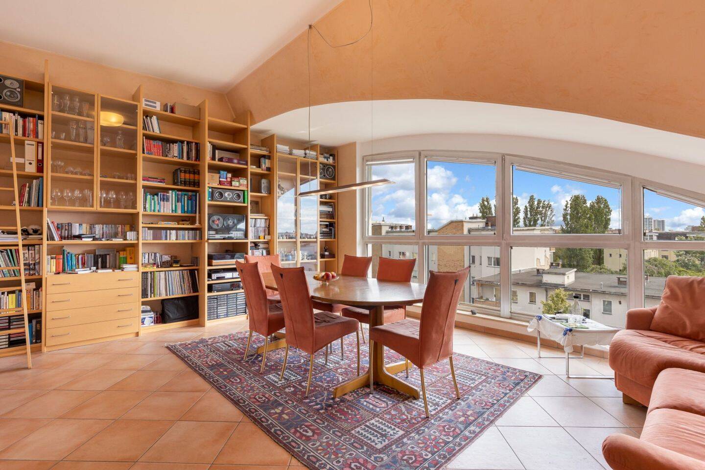 Lichtdurchflutete Dachgeschosswohnung mit Dachterrasse, Aufzug und Weitblick am Lietzensee, 10627 Berlin (Charlottenburg-Wilmersdorf Charlottenburg)