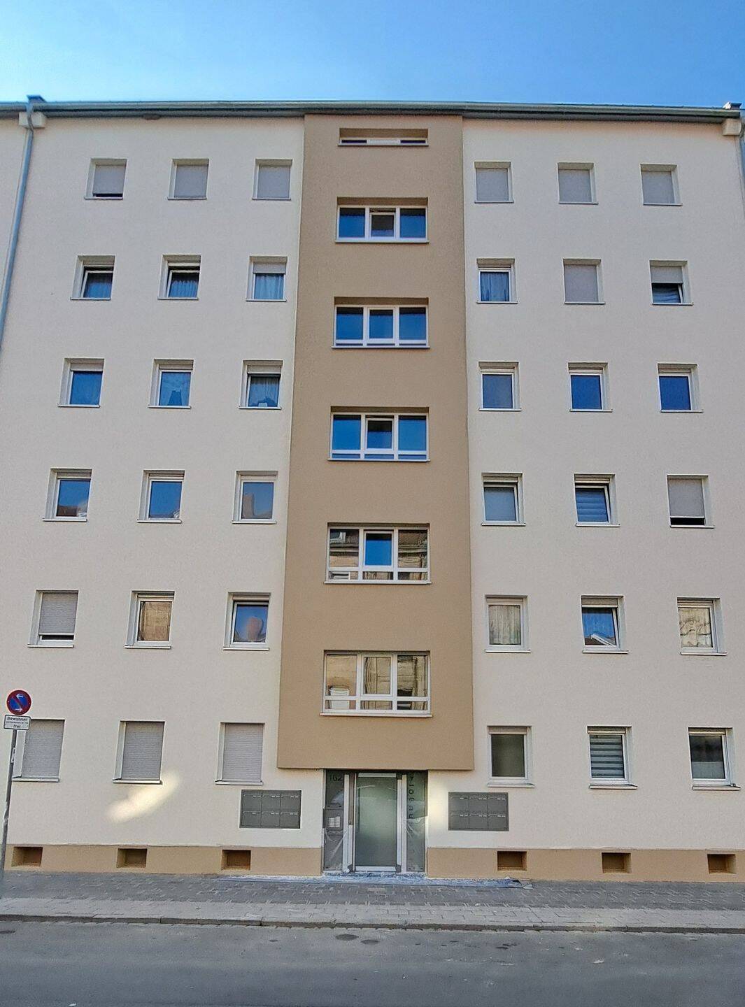 Ihre Chance auf ein neues Zuhause: Sanierte 2-Zimmer-Wohnung im 2. OG mit Balkon in 90763 Fürth!, 90763 Fürth (Südstadt Weikershof)