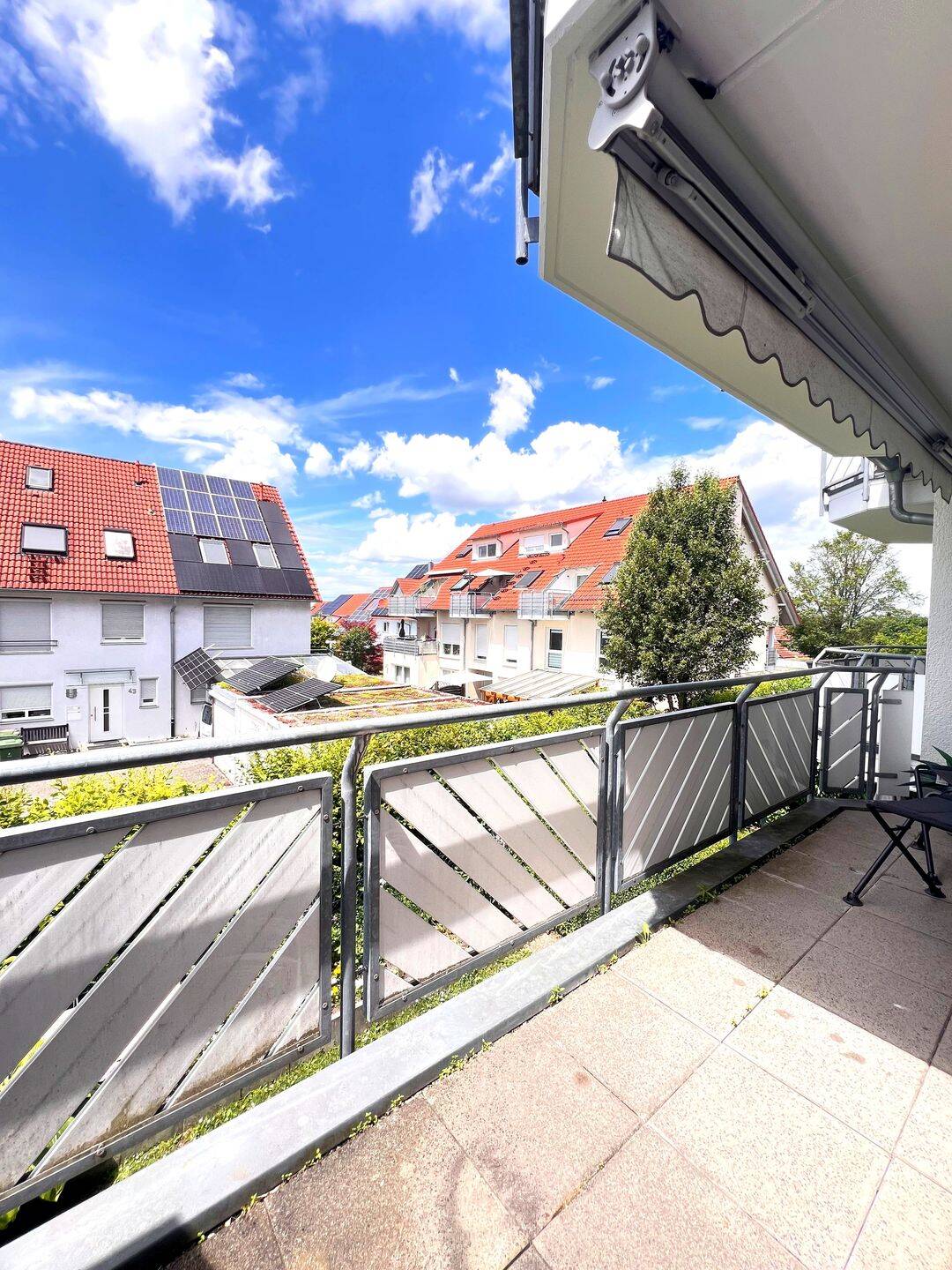 Wohlfühlen in ruhiger Lage – 3,5-Zimmer-Wohnung mit Südbalkon und Tiefgaragenplatz in Tamm, 71732 Tamm