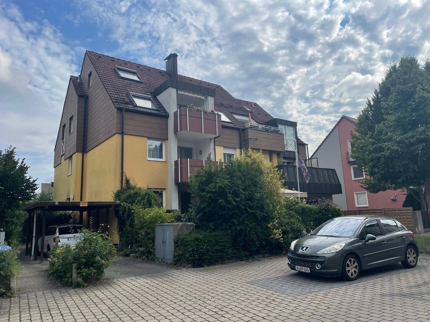 Traumhafte 3 Zimmer Maisonette Wohnung in N-Zerzabelshof mit Garage und Carport uvm.!, 90480 Nürnberg (Gleißhammer Mögeldorf Tiergarten Weichselgarten Zerzabelshof)