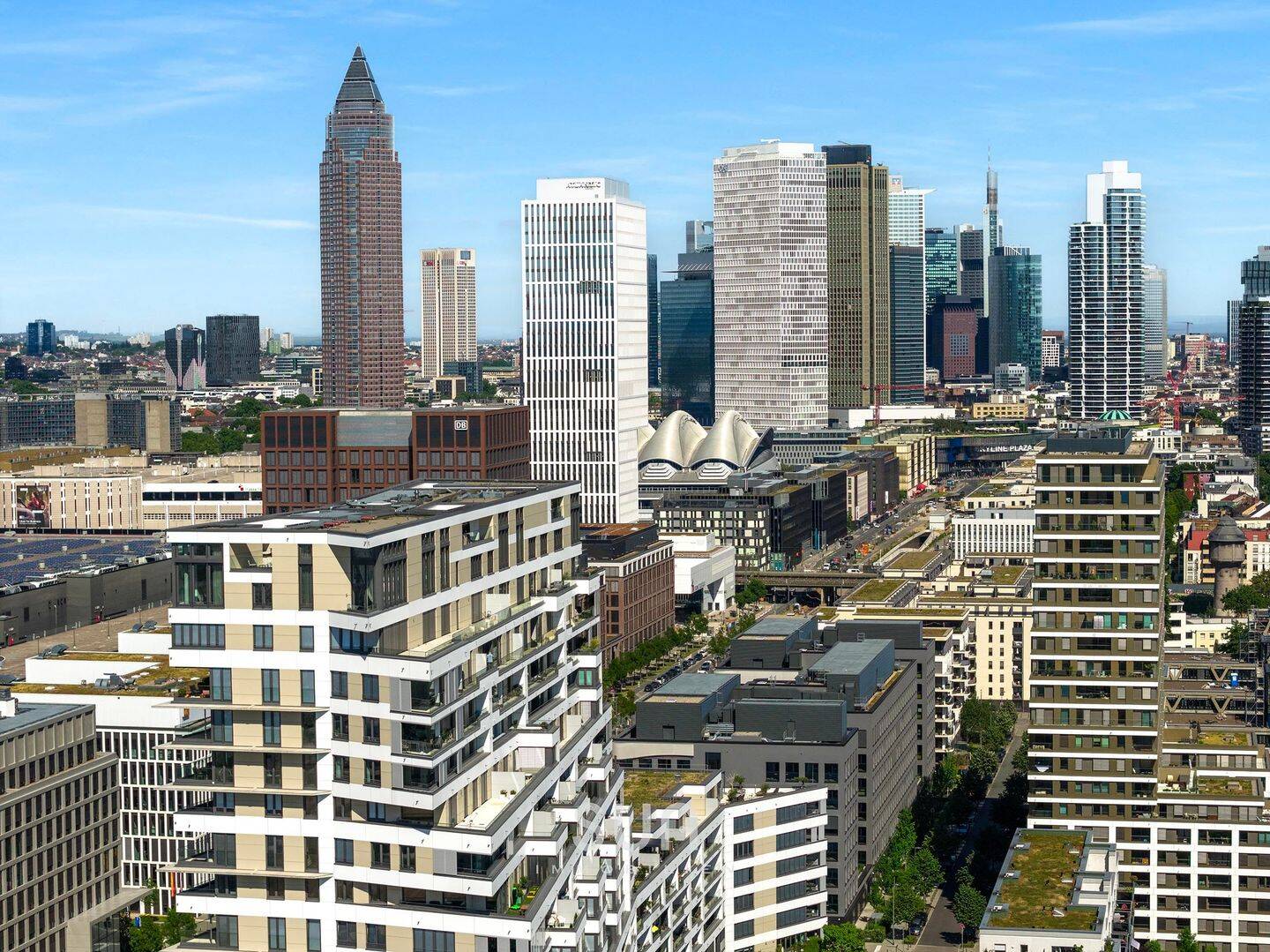 DIE KRONE DES EUROPAVIERTELS – Ultra-Luxus-PENTHOUSE mit 8 Meter hoher Fensterfront & Sky-Terrasse, 60486 Frankfurt am Main (Bockenheim Gallus Rödelheim Westend-Süd)