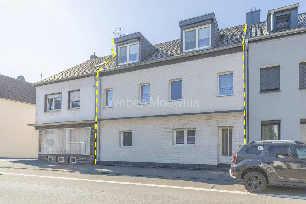 *modernisiert + topgepflegt* 4-Parteienhaus (z. T. vermietet) mit schön angelegtem Garten, 51147 Köln (Porz)