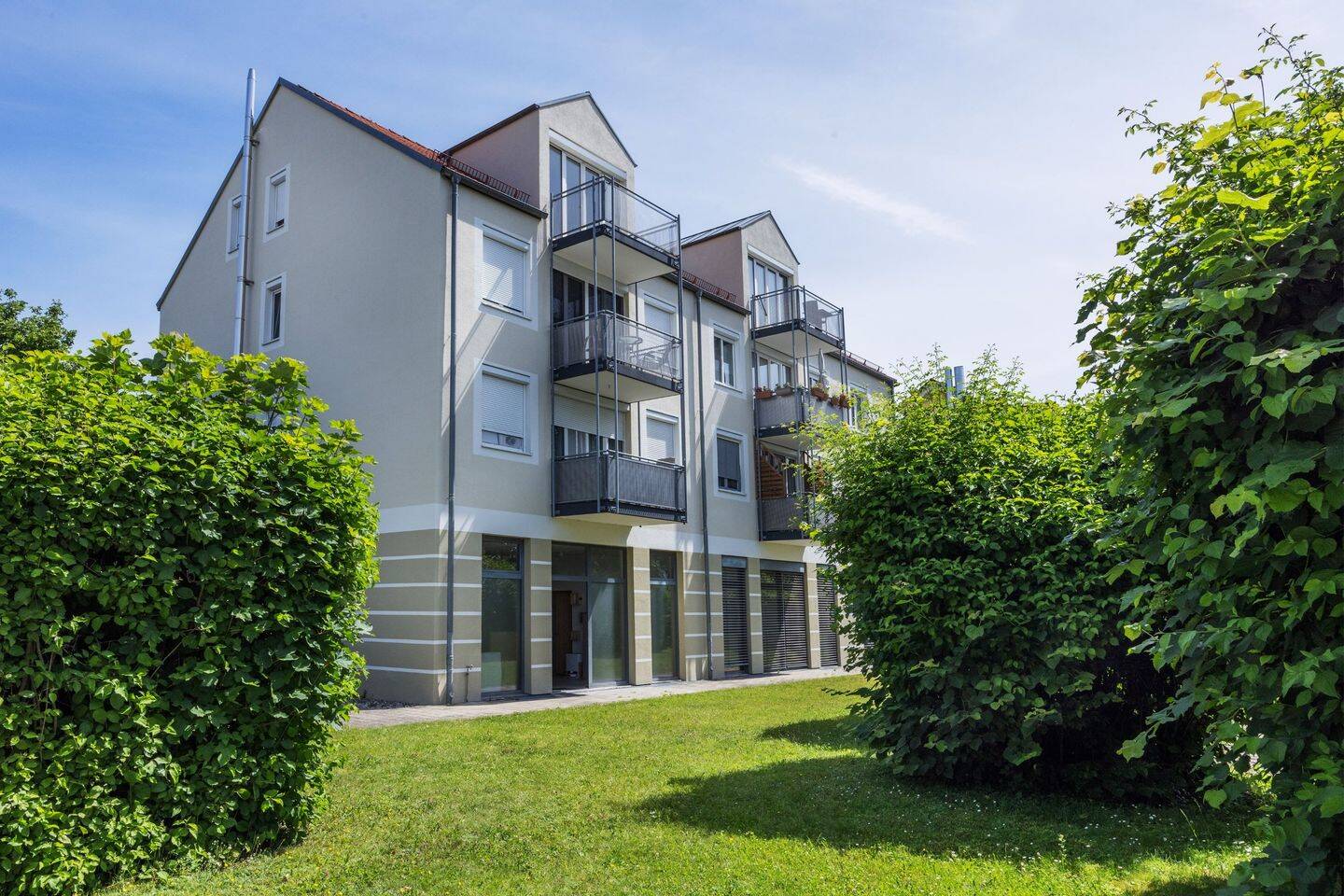 Helle 2-Zimmer-Dachgeschosswohnung mit besonderem Flair, 85464 Finsing