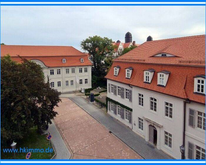 Teilmöblierte 2-Raumwohnung mit Küche in zentraler Lage von Köthen !, 6366 Köthen (Anhalt)