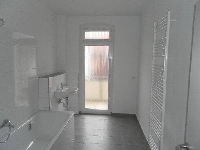 Großzügige 3-Zimmer-Altbauwohnung mit Balkon und Gemeinschaftsgarten, 90439 Nürnberg (Großreuth bei Schweinau Schweinau Sankt Leonhard Sündersbühl)