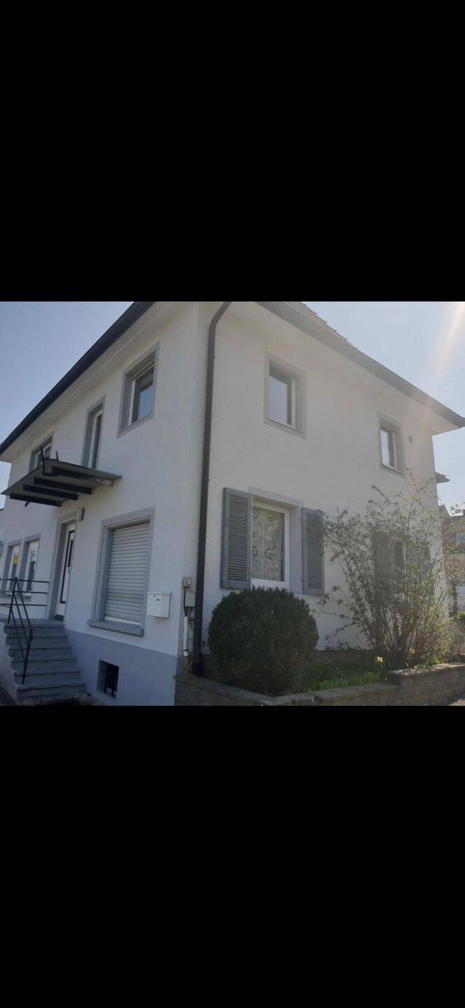 WG / Wohnen auf Zeit / Mitarbeiterwohnung an der schweizer Grenze, 78244 Gottmadingen
