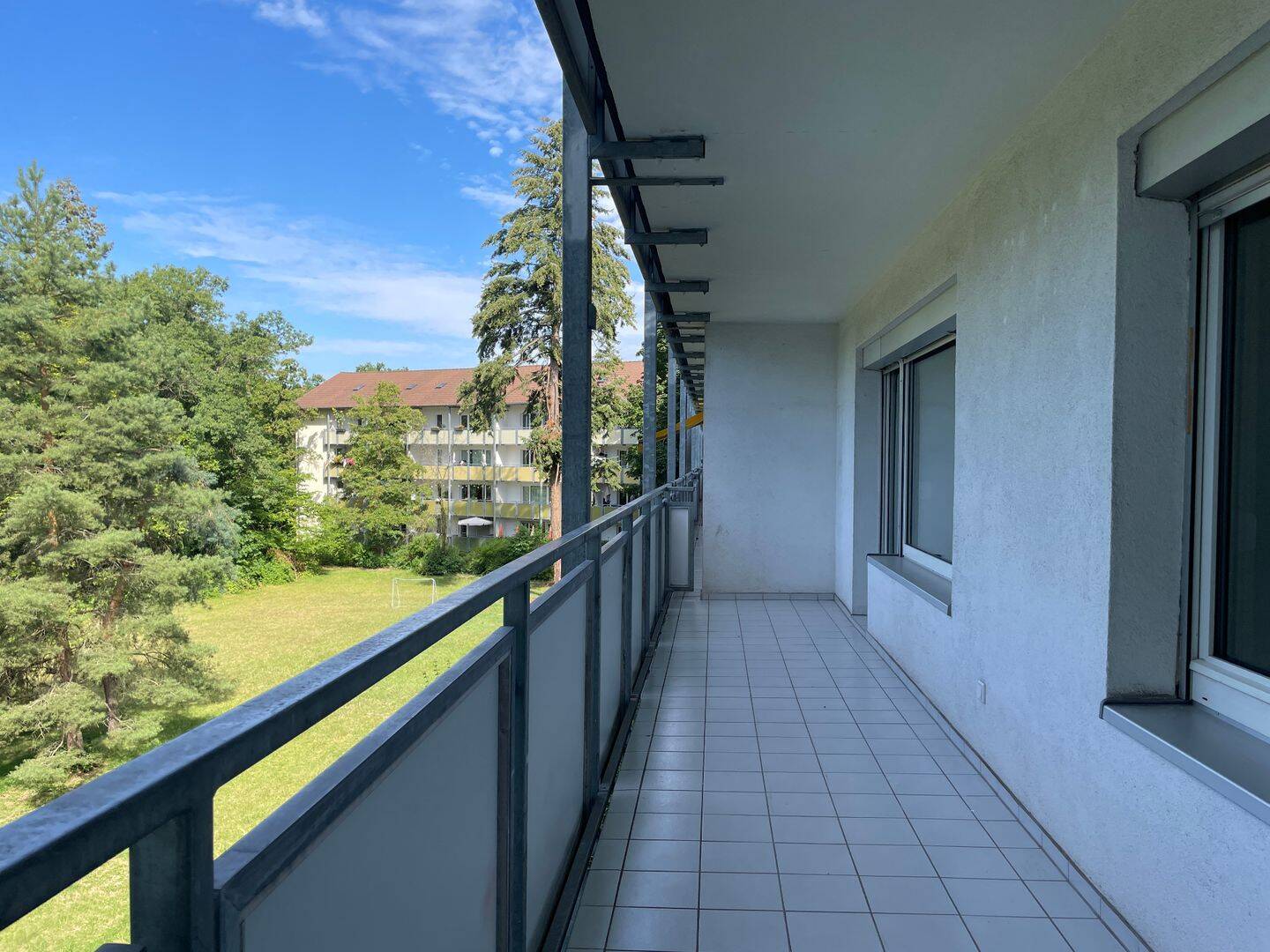 3 Zimmer-Wohnung mit großem Balkon!, 91058 Erlangen (Bruck Eltersdorf Erlangen-Süd Sebaldussiedlung Tennenlohe)