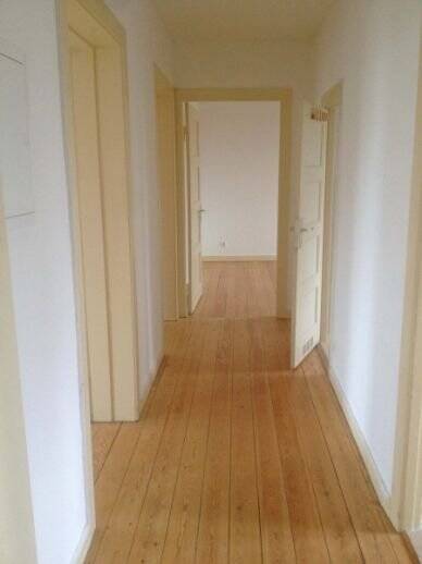 3-Raum-Wohnung mit Dielung und PKW-Stellplatz, 18057 Rostock (Gartenstadt/Stadtweide Hansaviertel Kröpeliner Tor-Vorstadt Stadtmitte)