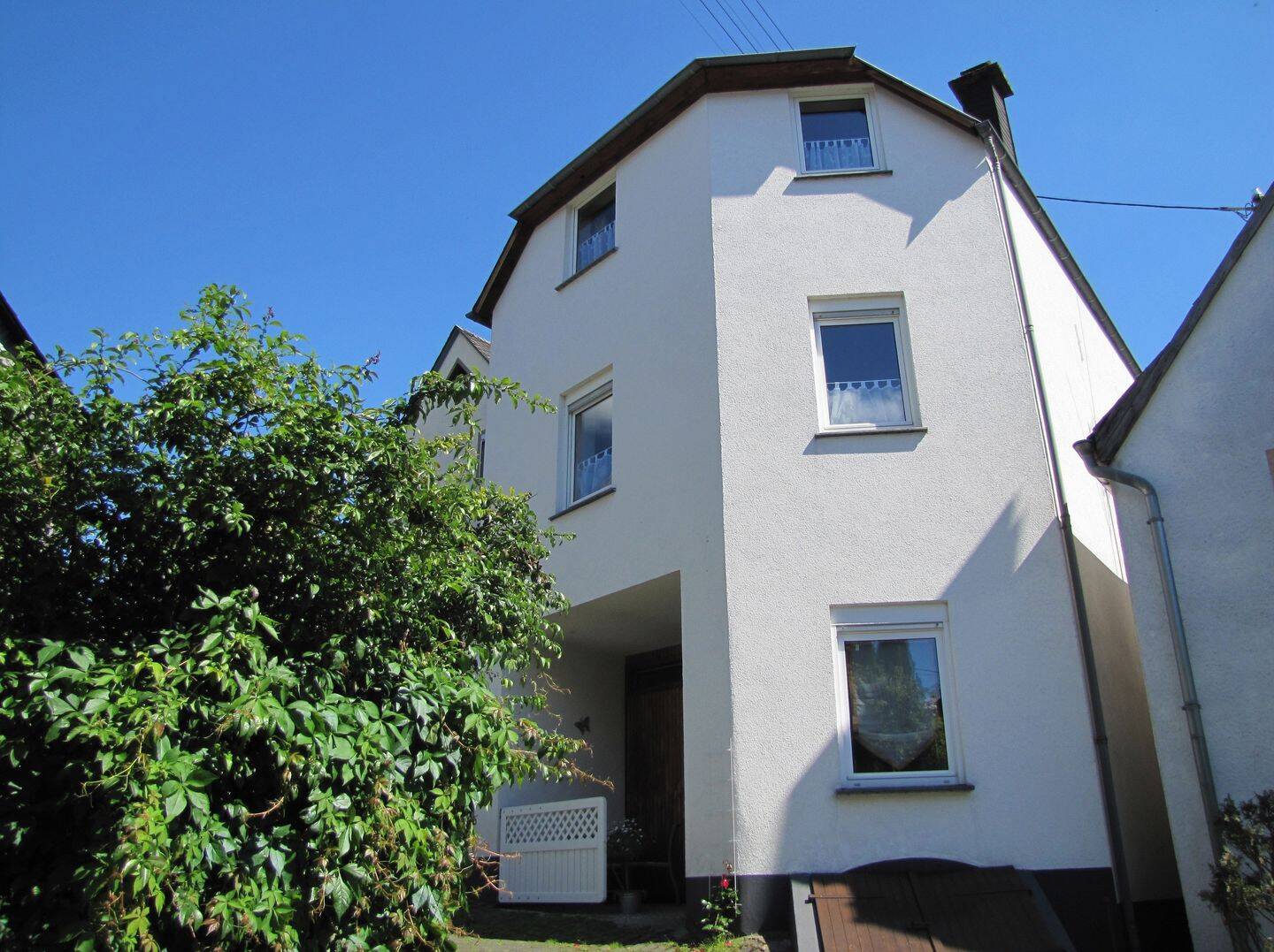 Schönes Haus in Enkirch / Mosel  zu vermieten (ab 01.11.2026 oder später)