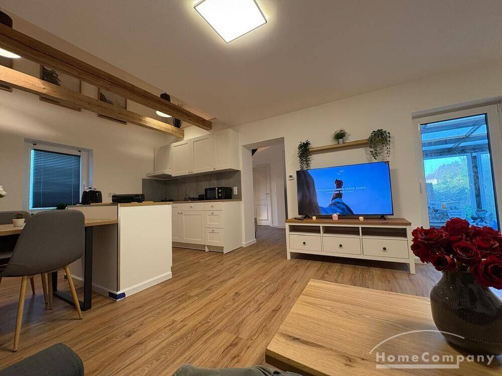 28073 HomeCompany Dresden Möbliert/Furnished Reihenhaus in Dresden-Weixdorf max. 5 Personen, 1108 Dresden (Marsdorf Weixdorf)