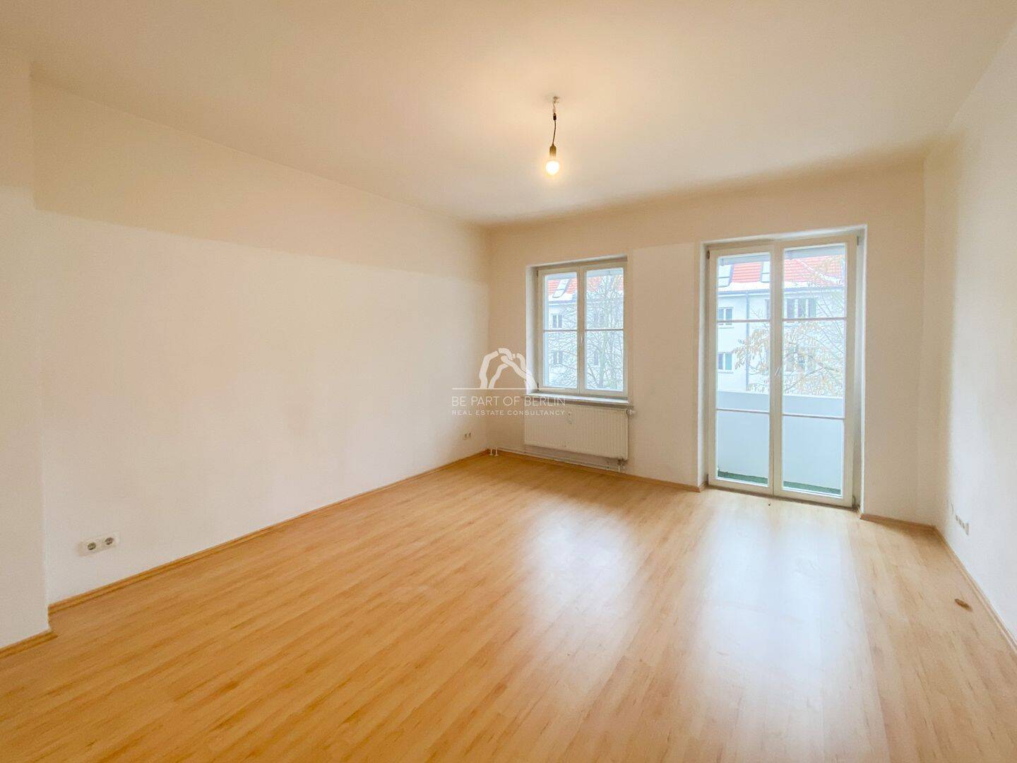 PROVISIONSFREI | LICHTDURCHFLUTETE 2,5 ZIMMER WOHNUNG | 2 BALKONE |GRÜNE OASE | GEPFLEGTER ZUSTAND |, 10407 Berlin (Pankow Kleingartenanlage Grönland Kleingartenanlage Neues Heim Kleingartenanlage Volkspark Prenzlauer Berg Prenzlauer Berg)
