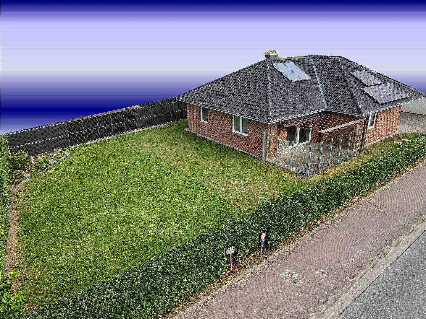 Einfamilienhaus in Schwabstedt, mit PV, Speicher und Solarthermie, 25876 Schwabstedt