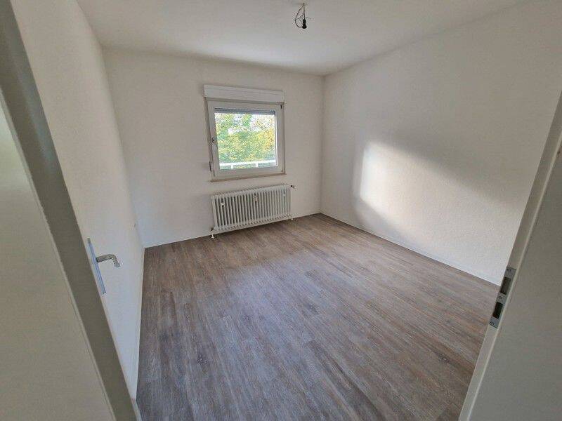 Moderne 3-Zimmer-Wohnung ab sofort!, 41517 Grevenbroich