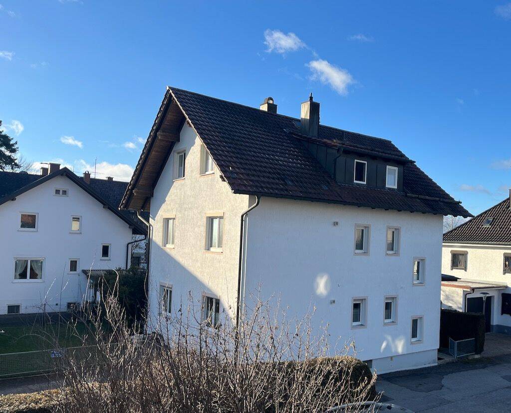 Vielseitiges Dreifamilienhaus – teilweise bezugsfrei!, 86825 Bad Wörishofen