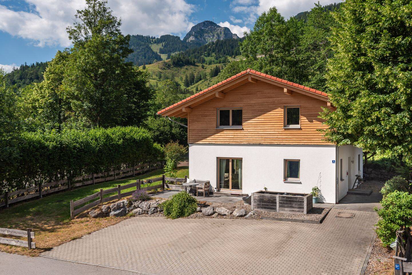 Modernes Landhaus mit Bergblick – Exklusives Einfamilienhaus in Bayrischzell, 83735 Bayrischzell
