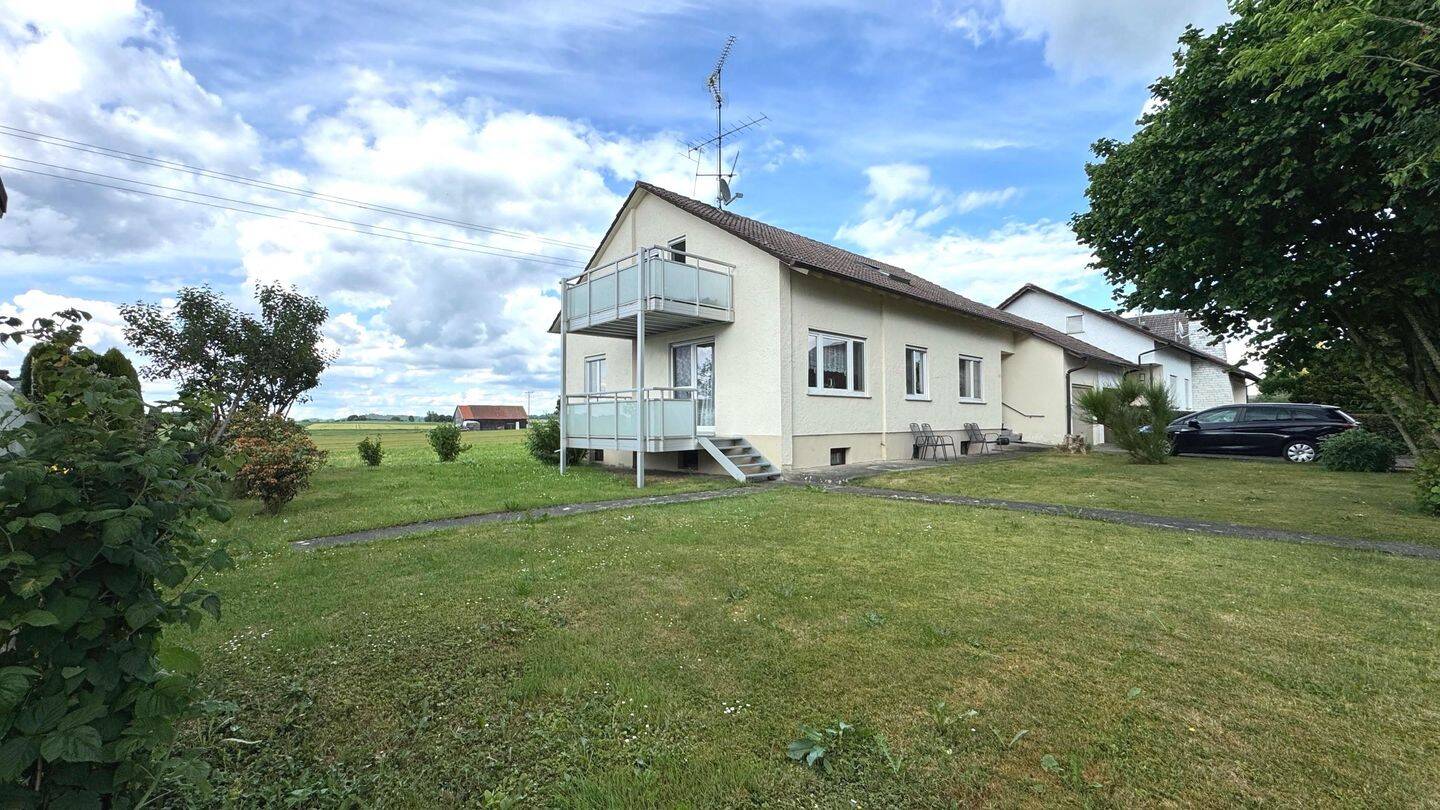 Viel Platz. Viele Möglichkeiten. Charmantes Zweifamilienhaus mit traumhaftem Grundstück, 88339 Bad Waldsee