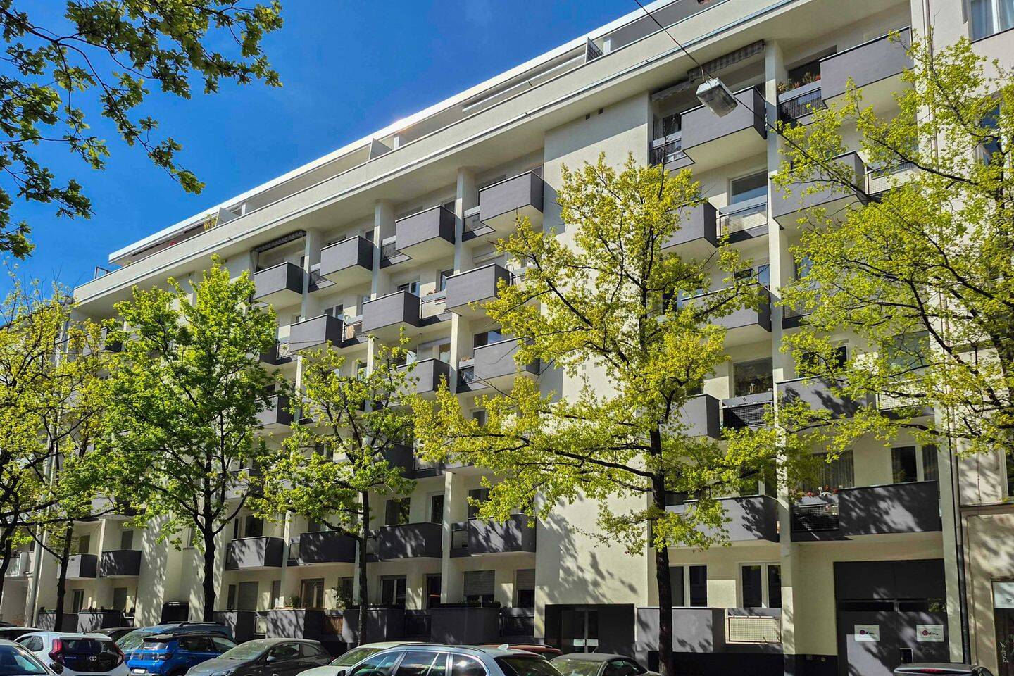 Attraktive 2-Zimmer-Wohnung in Wilmersdorf mit Aufzug, Balkon und Tageslichtbad, 10715 Berlin (Charlottenburg-Wilmersdorf Wilmersdorf)
