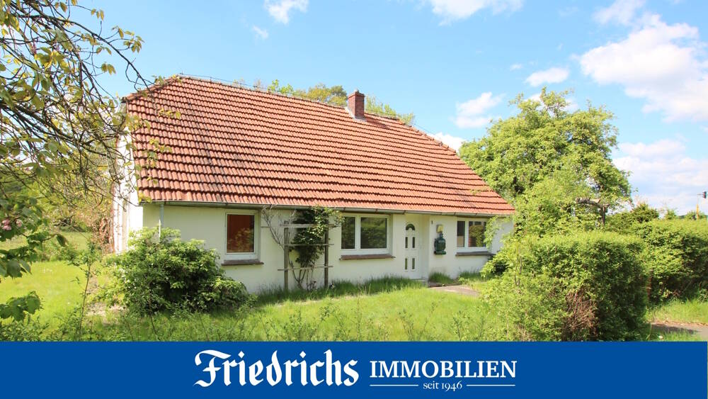 Sanierungsbedürftiges Wohnhaus mit großzügigem Grundstück in verkehrsgünstiger Lage von Bad Zw’ahn, 26160 Bad Zwischenahn