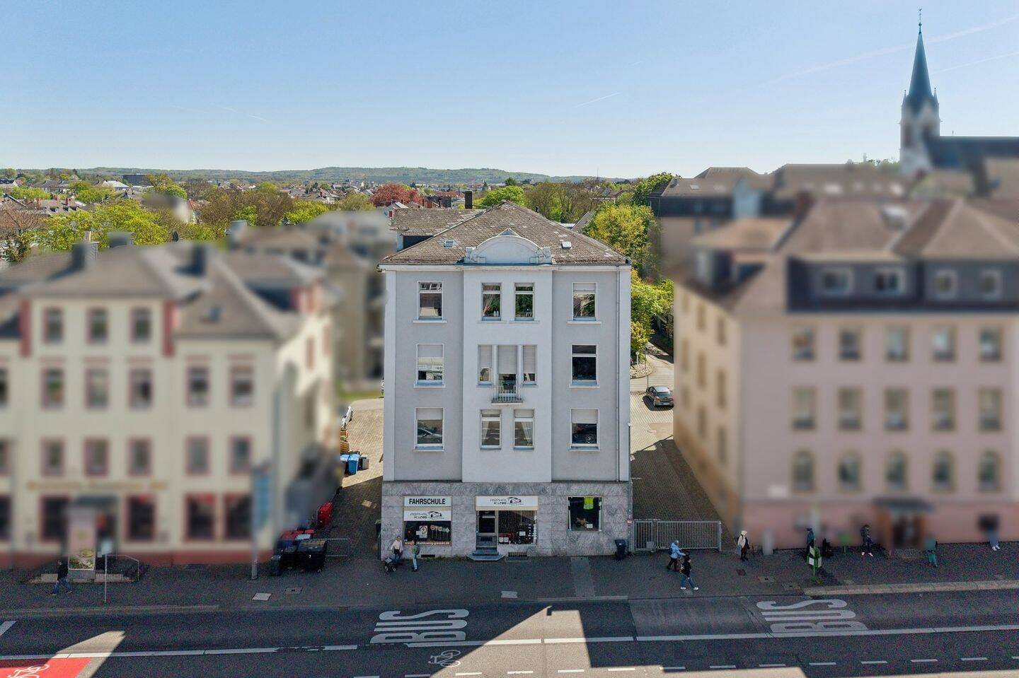 Jetzt zum neuen, attraktiven Preis: Wohn- und Geschäftshaus in Toplage, 35390 Gießen