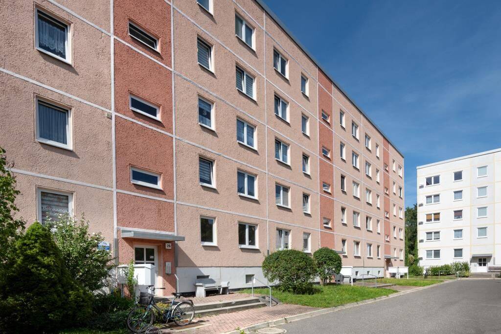 Einziehen. Sparen. Feiern., 2994 Bernsdorf