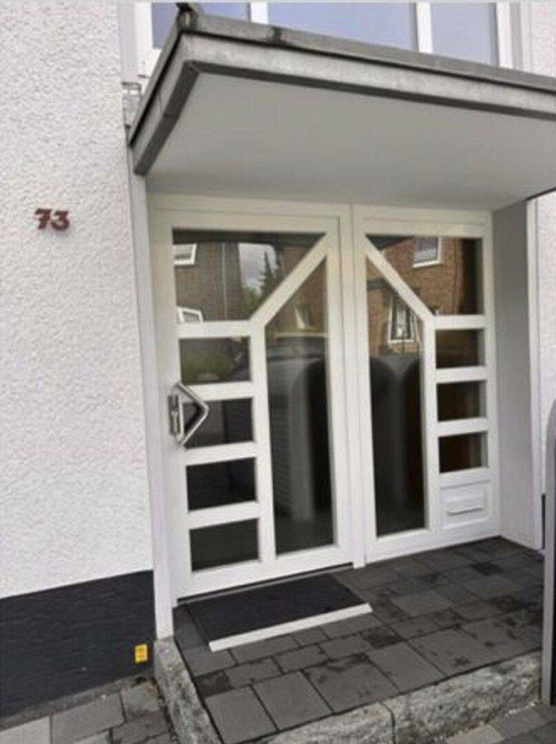 Exklusive 3,5-Raum-DG-Wohnung mit EBK, Klima nähe Marienhospital, 46236 Bottrop (Stadtmitte)