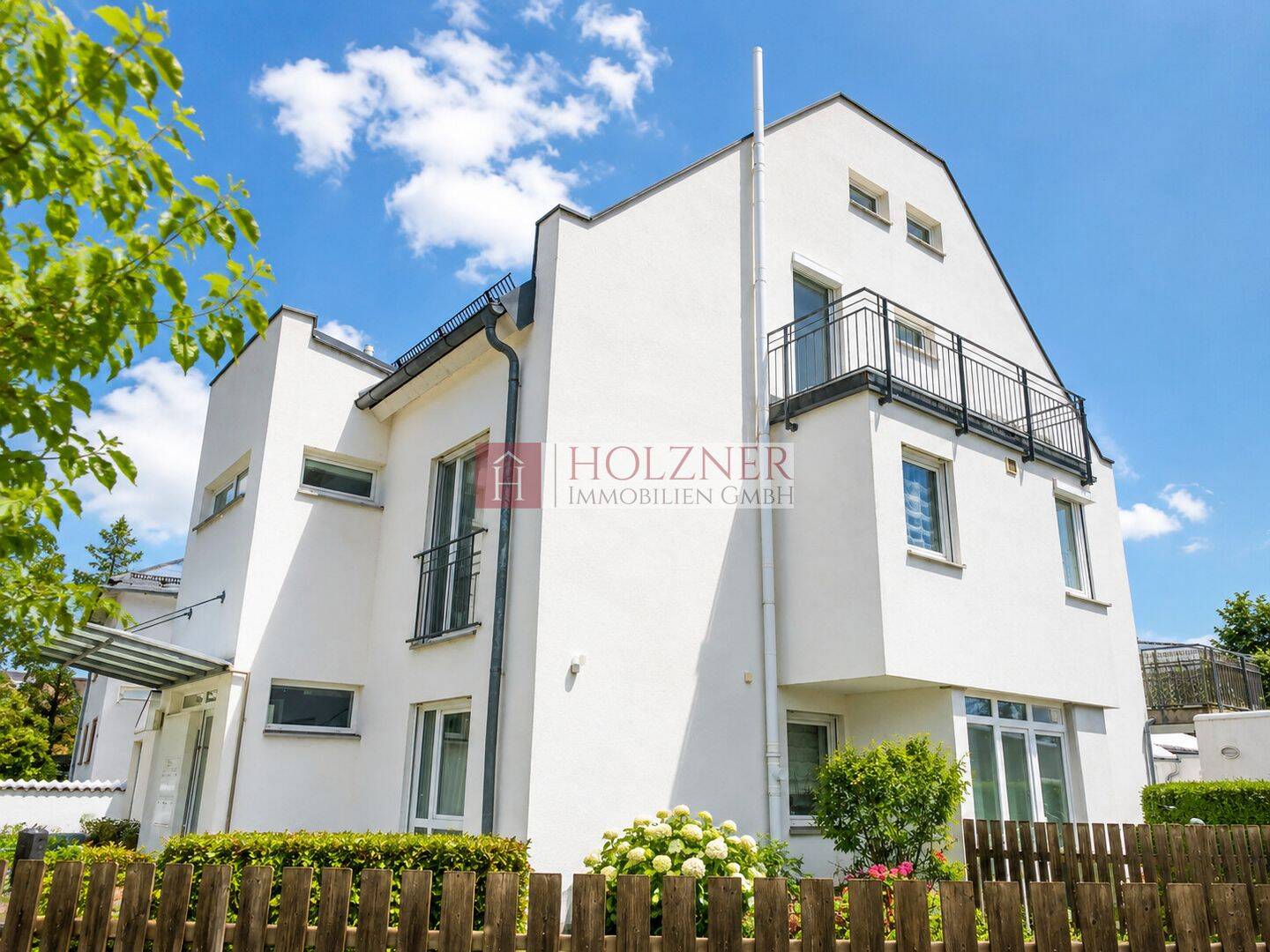 2 Zimmer Wohnung mit Balkon und Einbauküche – Ideal für Single und Paare 40+, 84028 Landshut (Altstadt Peter und Paul)
