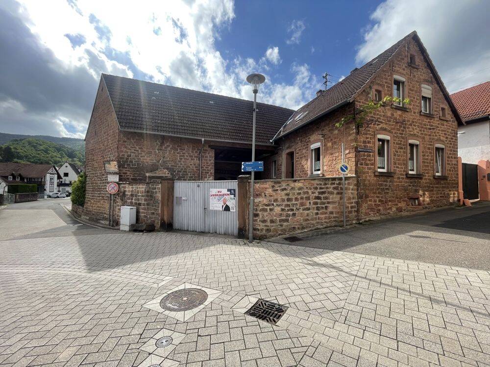 Einfamilienhaus mit Ausbaupotential in zentraler Lage, 67487 Sankt Martin