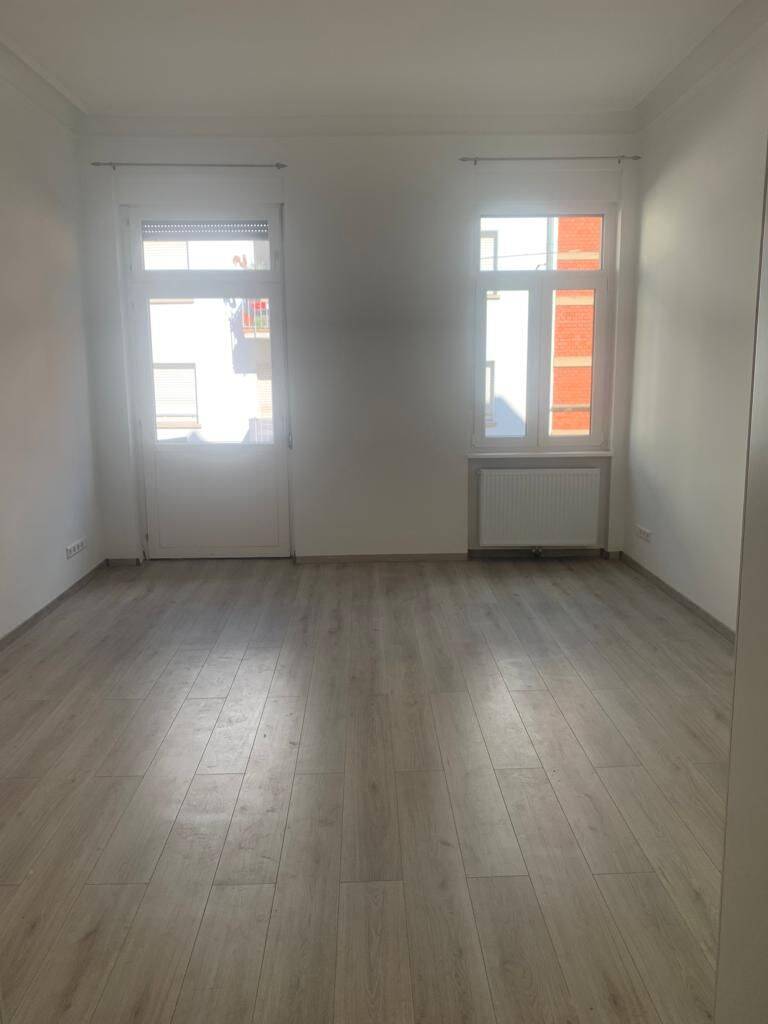 Helle 4-Zimmer-Wohnung in der Karlsruher Weststadt-Ideal für Familien oder als Bürofläche, 76135 Karlsruhe (Beiertheim-Bulach Oberreut Südweststadt Weststadt)