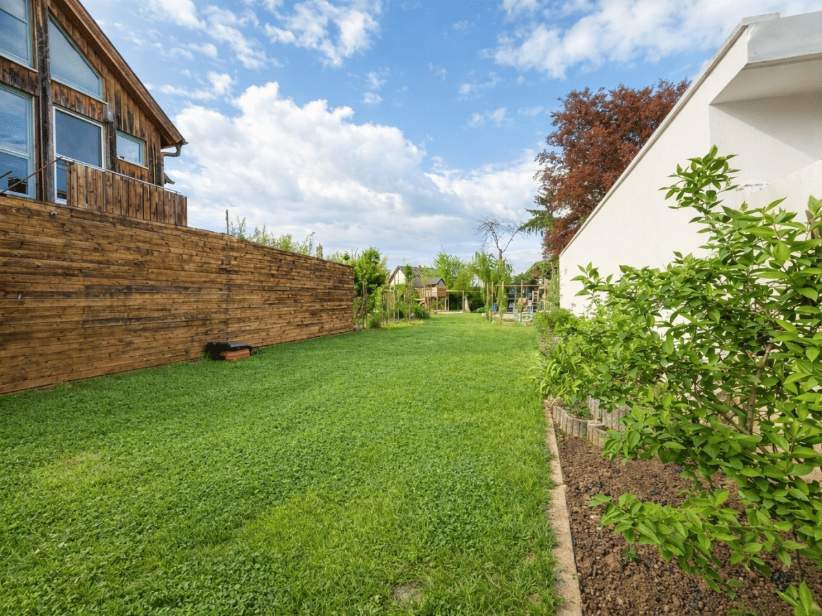 Traumhaftes Einfamilienhaus mit Photovoltaik und großem Garten in ruhiger Lage, 67459 Böhl-Iggelheim