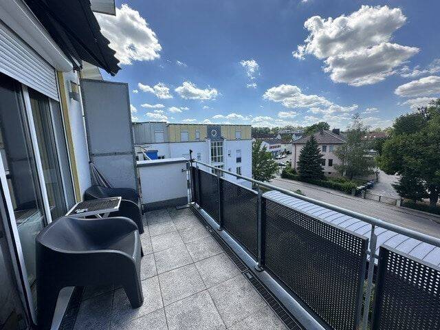 Exklusives Wohngefühl zentrumsnah – 2-Zimmer-Wohnung mit Balkon und zusätzlichem Raum, 84130 Dingolfing