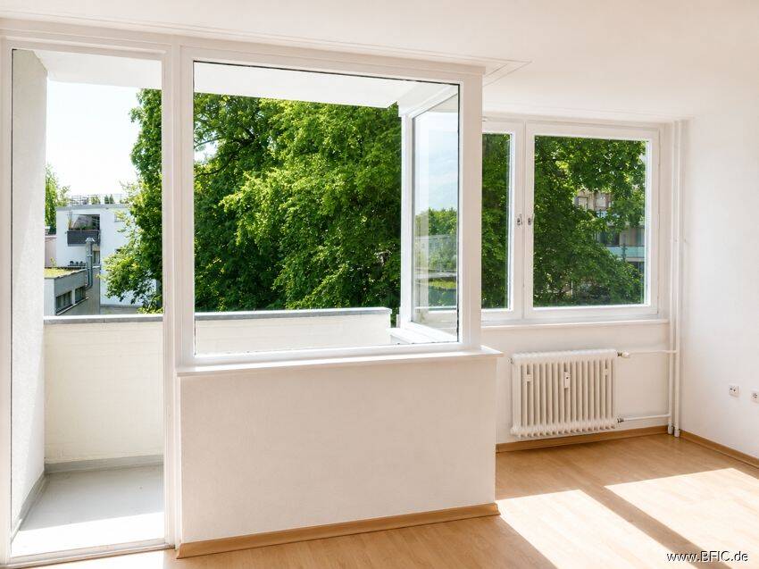 bezugsfreies Apartment im Grünen, mit S/W-Balkon und Garage, 14167 Berlin (Steglitz-Zehlendorf Kolonie Abendruh Kolonie Sonnenschein Lichterfelde Zehlendorf)