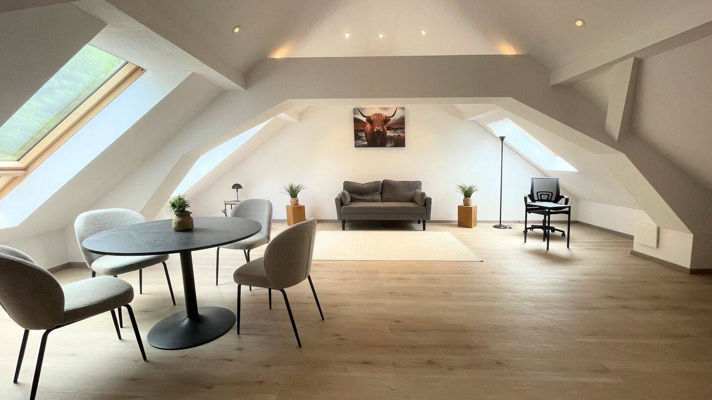 Licht – Raum – Zuhause. Neu errichtete 2-Zi.-DG-Wohnung mit moderner Ausstattung, Smart-Home-System, 87437 Kempten (Allgäu)