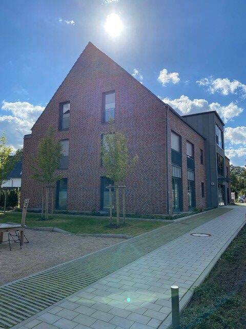 Neuwertige 2-Zimmer Wohnung zentral in Hittfeld, 21218 Seevetal