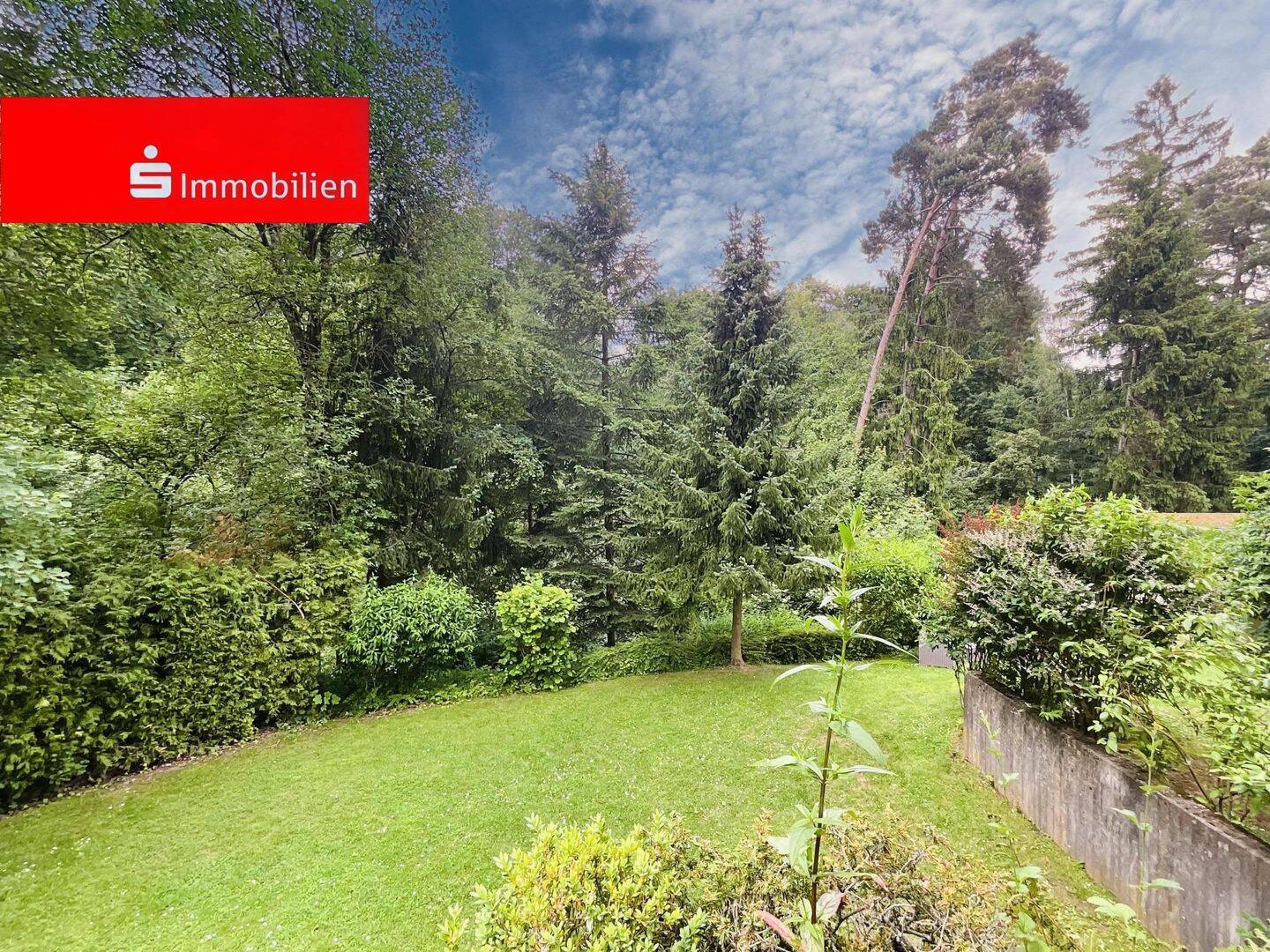 Exklusive 6-Zimmer-Eigentumswohnung mit großem Balkon in ruhiger Waldrandlage von Marburg-Wehrda, 35041 Marburg