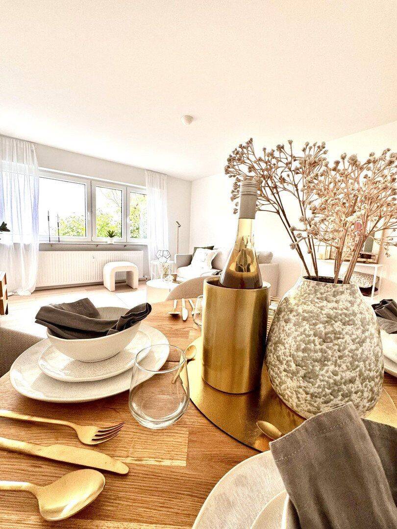 Bezaubernde 3-Zimmer-Wohnung: Erstbezug nach stilvoller Sanierung, 73733 Esslingen am Neckar