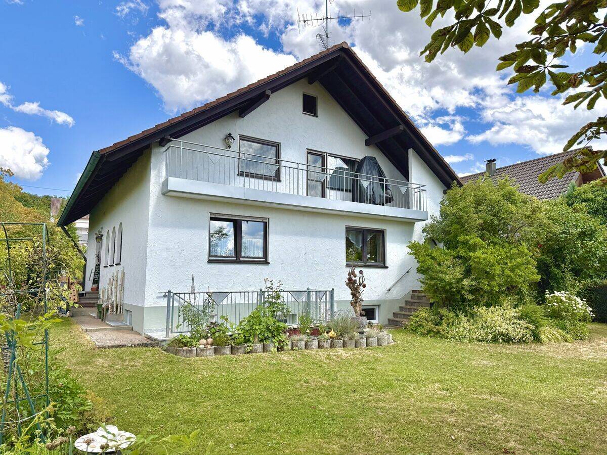 Schönes Einfamilienhaus mit tollem Garten in Weißenhorn-Bubenhausen, 89264 Weißenhorn