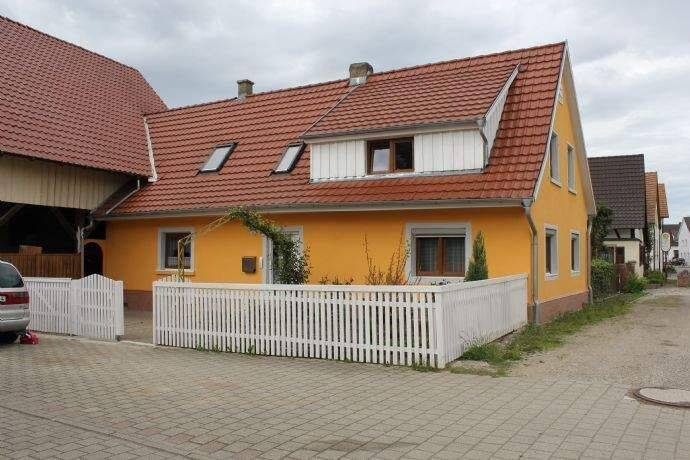 Einfamilienhaus mit großer Scheune., 79365 Rheinhausen