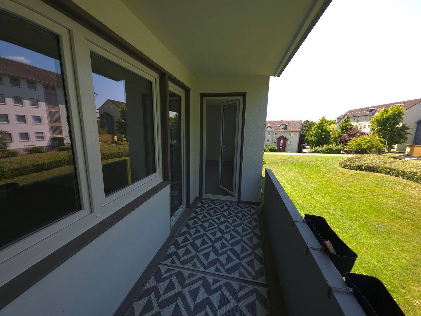TOP- Modernisierte 3- ZKB ETW mit Balkon und Einbauküche – ab sofort, 34225 Baunatal