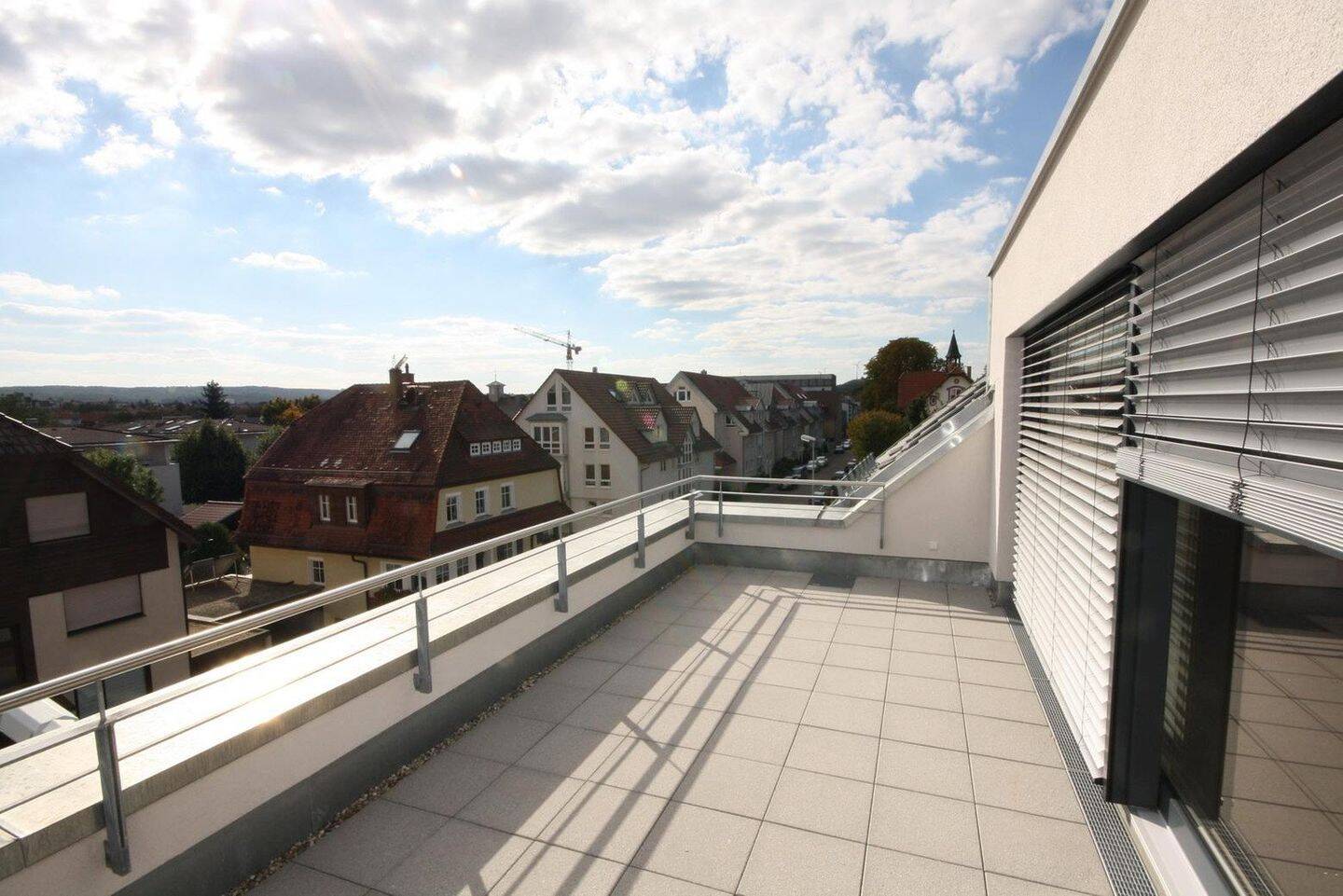 ++ EXCLUSIVES PENTHOUSE IN KORNTAL: BARRIEREFREI MIT AUFZUG – DACHTERRASSE MIT STADTBLICK ++, 70825 Korntal-Münchingen