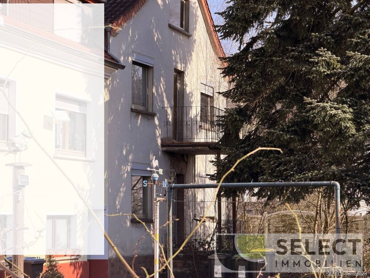 Renovierungsbedürftiges Wohnhaus in Hangard, 66540 Neunkirchen