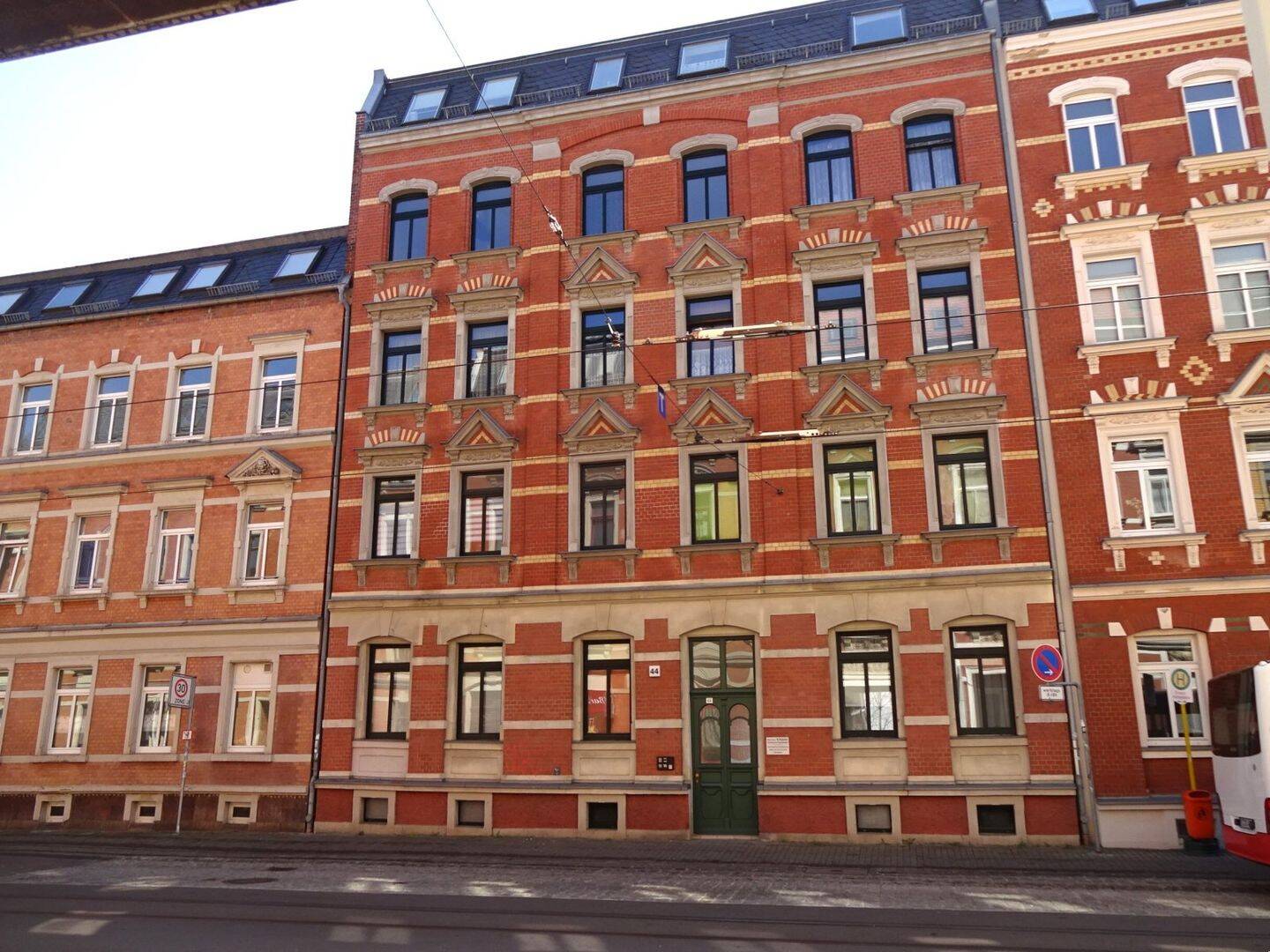 Ab 1.9.26! Schöne 1-Raumwhg. in zentraler Lage mit integrierter EBK und Balkon!, 8056 Zwickau