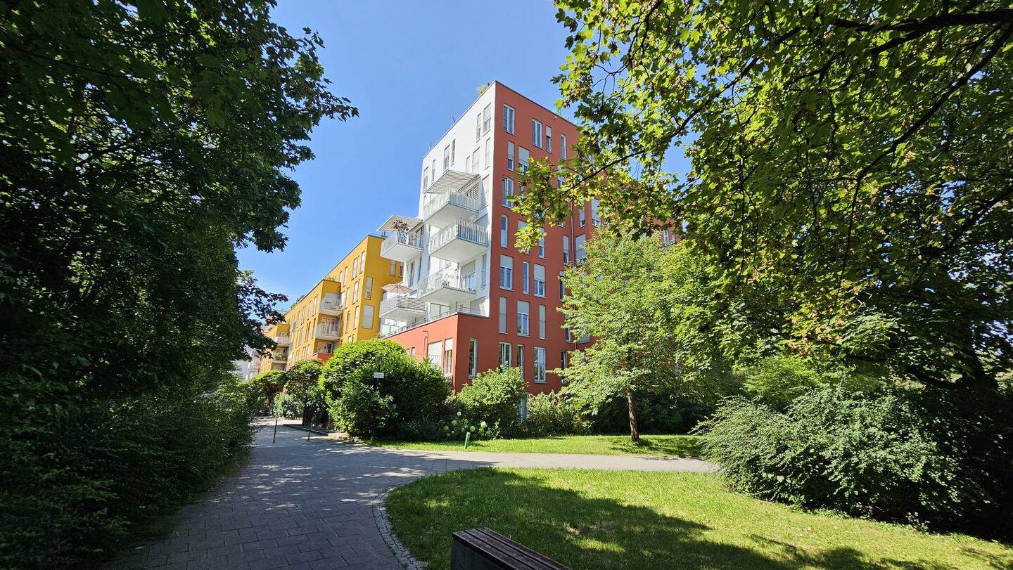 * Die perfekte Wohnung ! Lage direkt am Park * Lift* Tiefgarage *, 80797 München (Maxvorstadt Milbertshofen-Am Hart Neuhausen-Nymphenburg Schwabing-West)