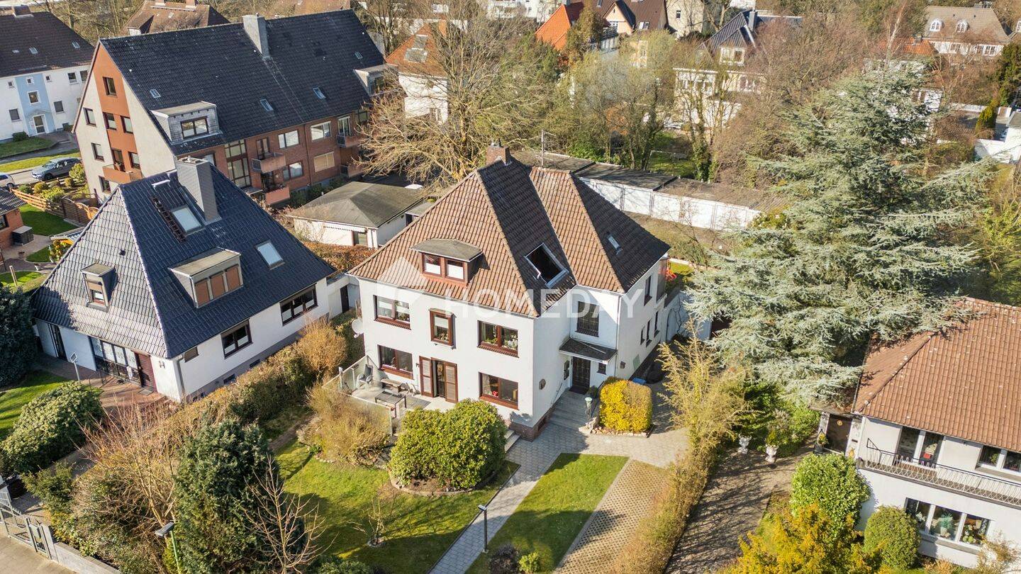 Erstklassig saniert | MFH mit 1/3 vermieteten Einheiten | freies EG & DG in Geestemünde, 27574 Bremerhaven (Geestemünde Schiffdorferdamm Surheide)