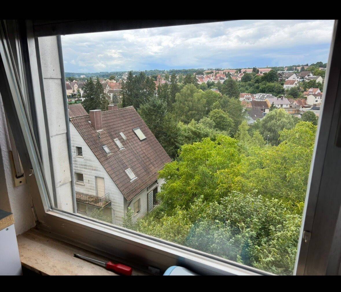 Helle 3-Zimmer-Wohnung in Niederauerbach – Inkl. Möbel & Kellerraum – Top-Lage nahe Schulen & Verkehr, 66482 Zweibrücken