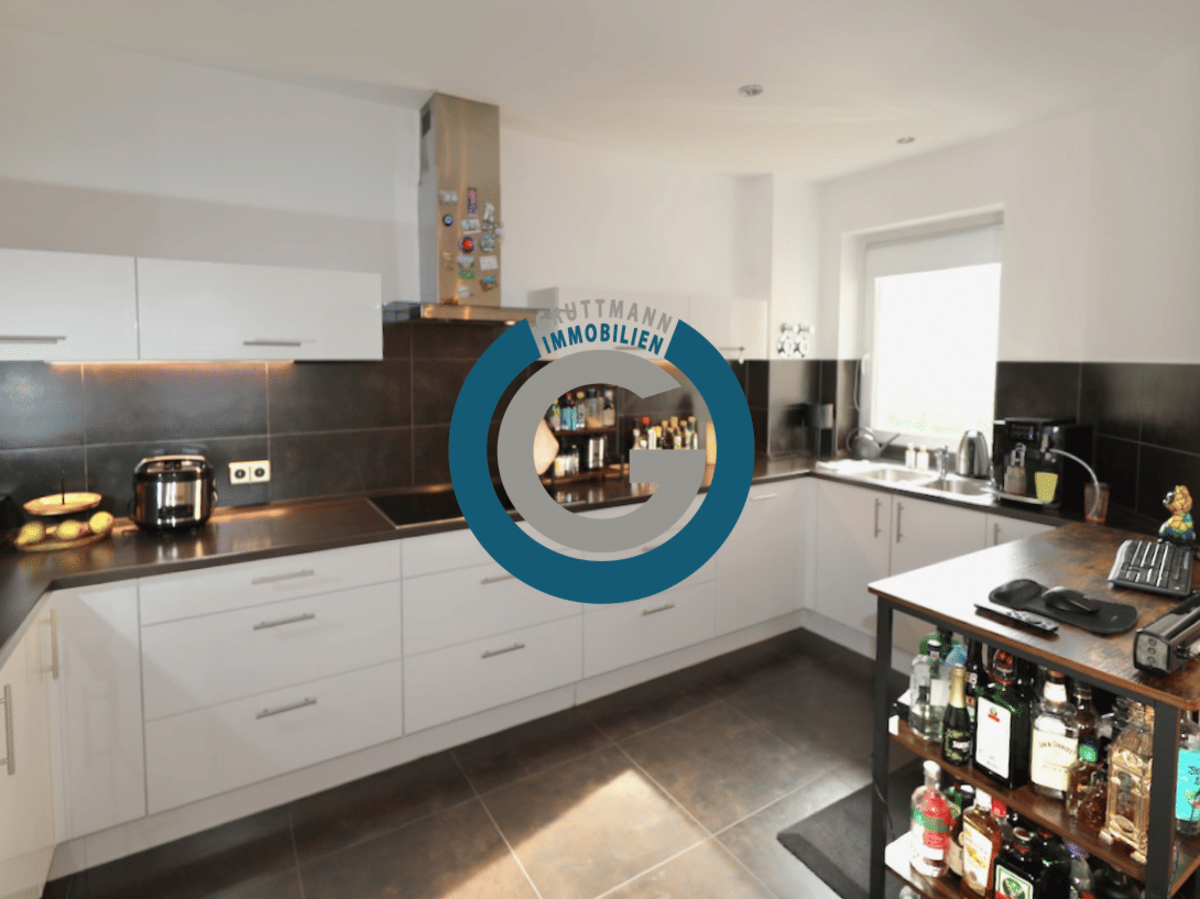 GROSSZÜGIGE ALTBAUWOHNUNG MIT AUFZUG – MIT BALKON & PARKETT – NÄHE OSTBAHNHOF & SPREE, 10243 Berlin (Friedrichshain-Kreuzberg Friedrichshain)
